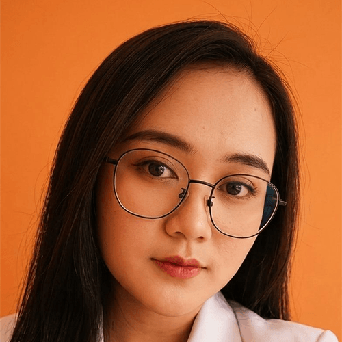 Nadya P.